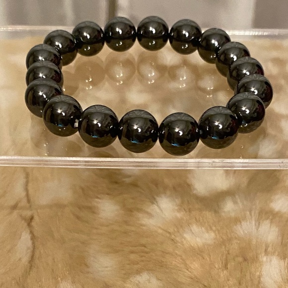 10mm Hematite Crystal Bead Stretch Bracelet - Picture 2 of 10
